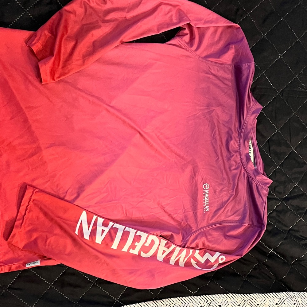 Magellan Outdoors Pink Long Sleeve Tee